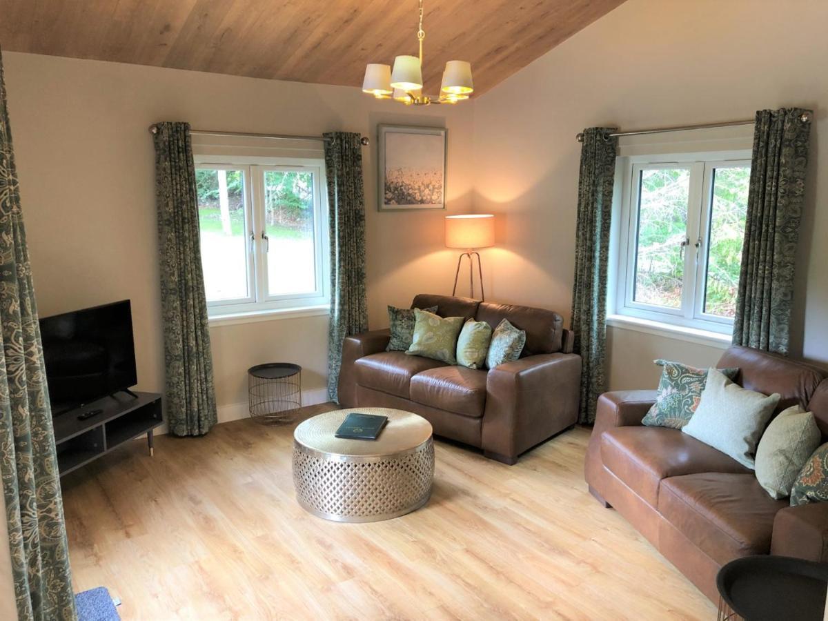 Breckland 2 With Hot Tub Apartment Belladrum